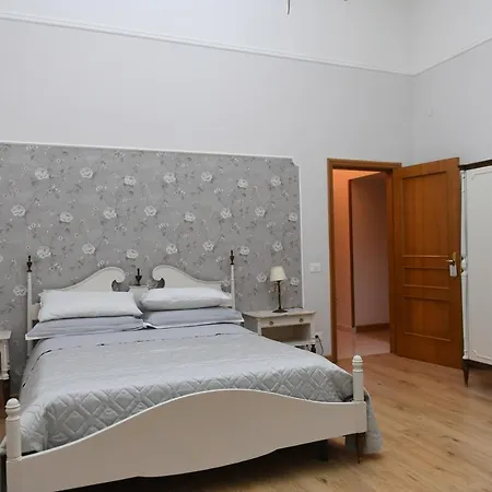 Bed & Breakfast Palazzo Ducale Pironti