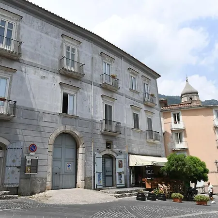 Palazzo Ducale Pironti *